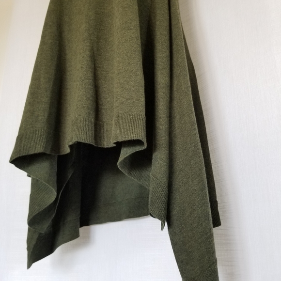 2 NWT Mossimo Sharkbite Turtlenecks Olive & Brown - Picture 11 of 14